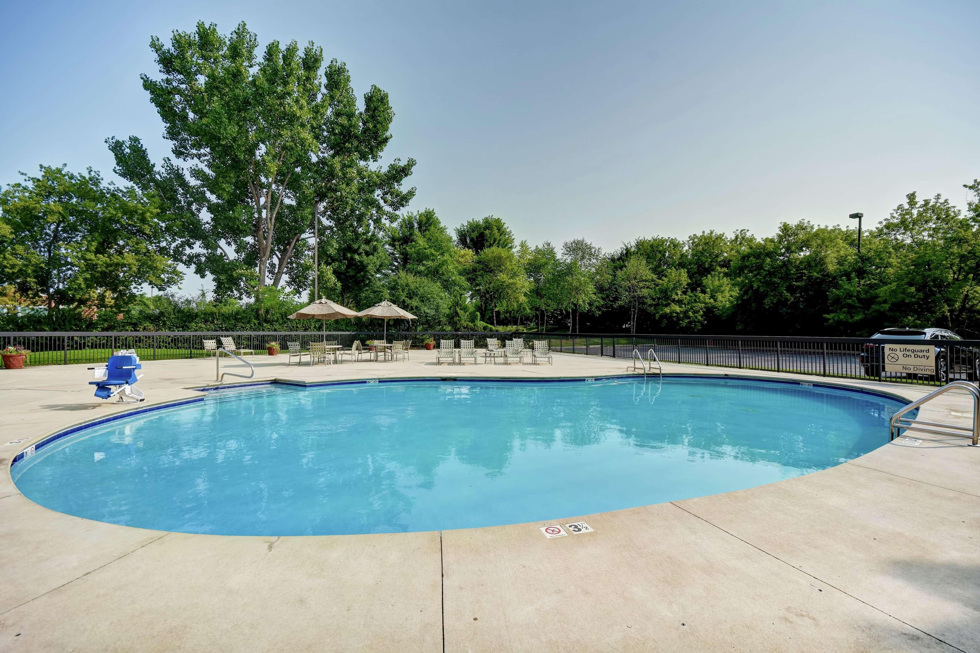 Hampton Inn Chicago-Gurnee Exterior photo