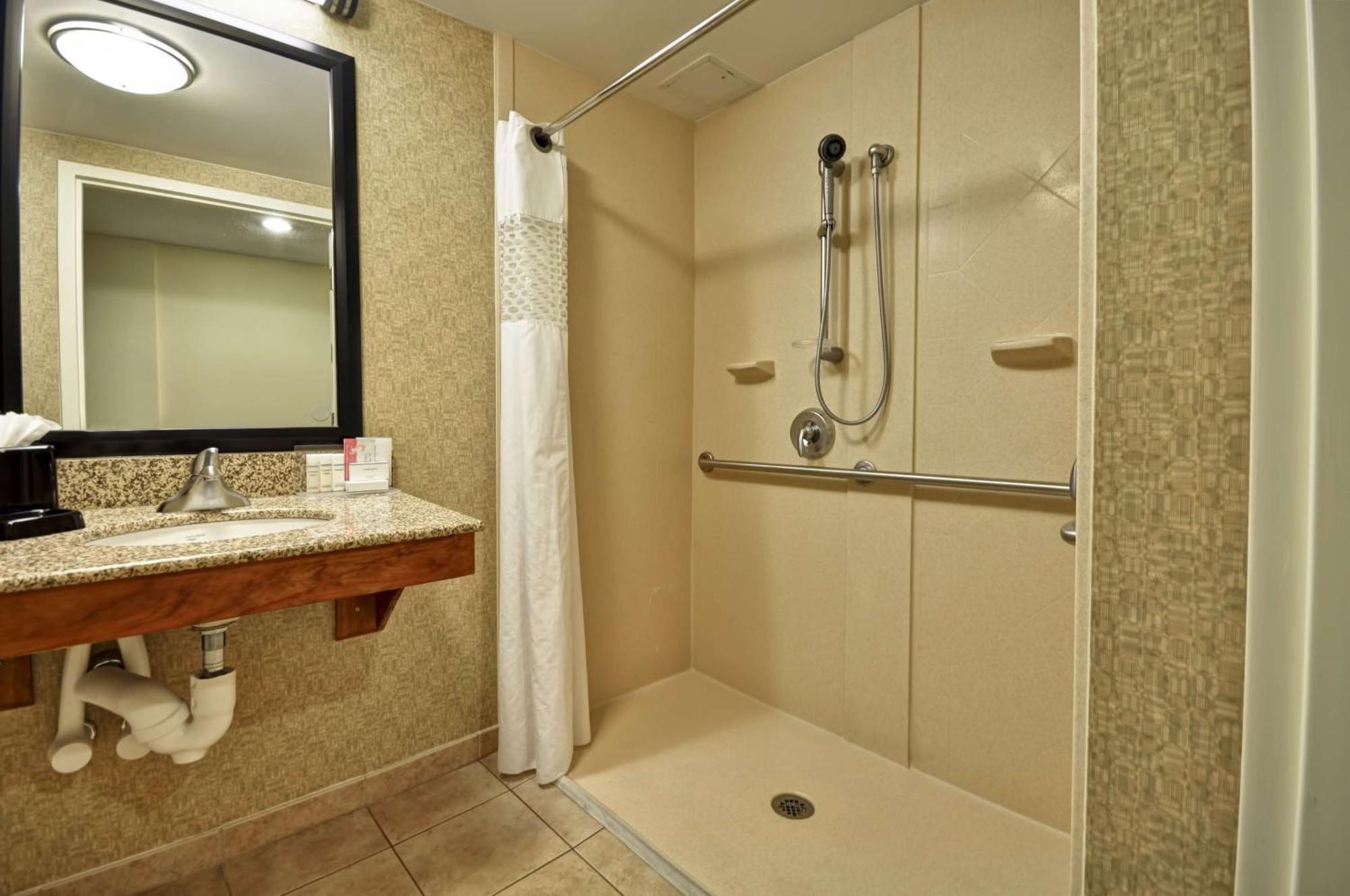 Hampton Inn Chicago-Gurnee Exterior photo